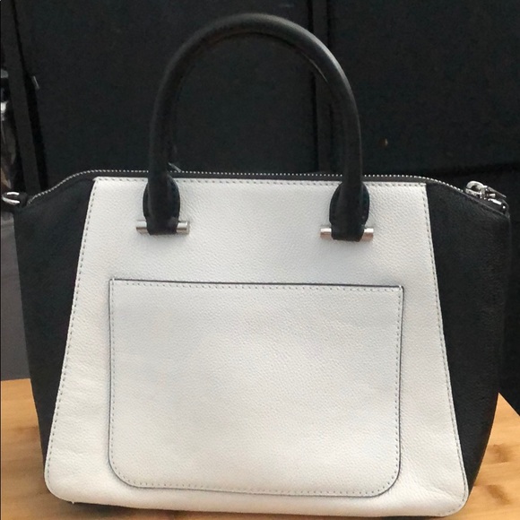 SOLD MICHAEL KORS NOLITA MED SATCHEL - Picture 2 of 8